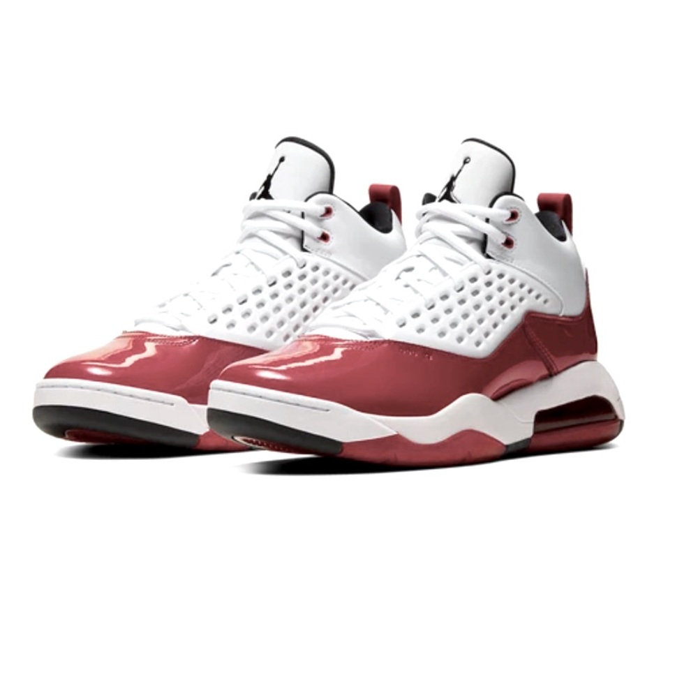 Men Jordan maxin cherry 🍒 red NWB